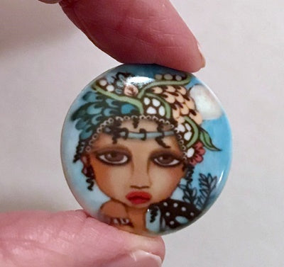 Unmasked Dark Beauty 27mm