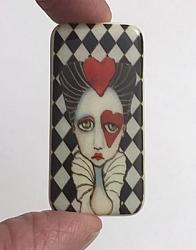 Queen Of Hearts Domino Shape